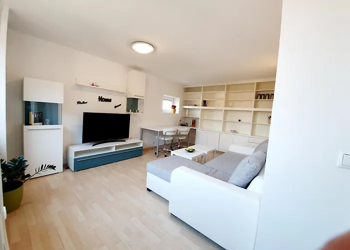 Bossa Nova Castle&outstanding With Garage *