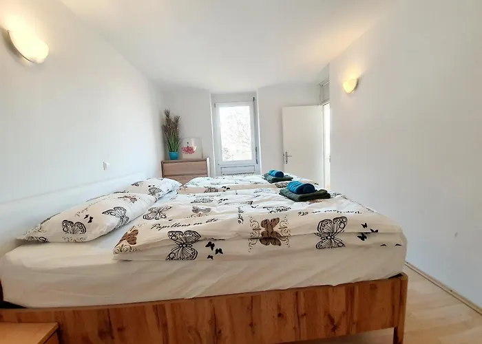 Bossa Nova Castle&outstanding With Garage リュブリャナ