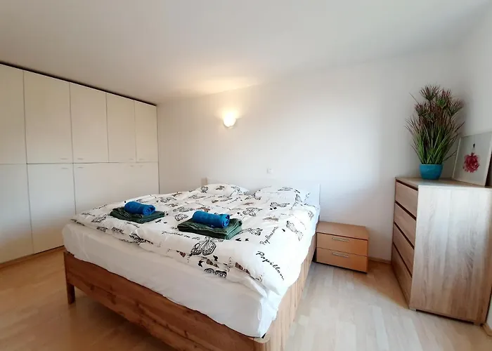 شقة Bossa Nova Castle&outstanding With Garage ليوبليانا